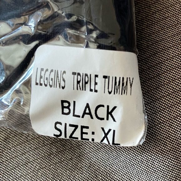 Yahaira TRIPLE TUMMY LAYER Black LEGGINGS - Picture 4 of 4